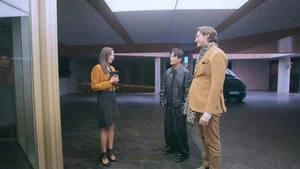 超級富豪異鄉人 第 2 集劇照