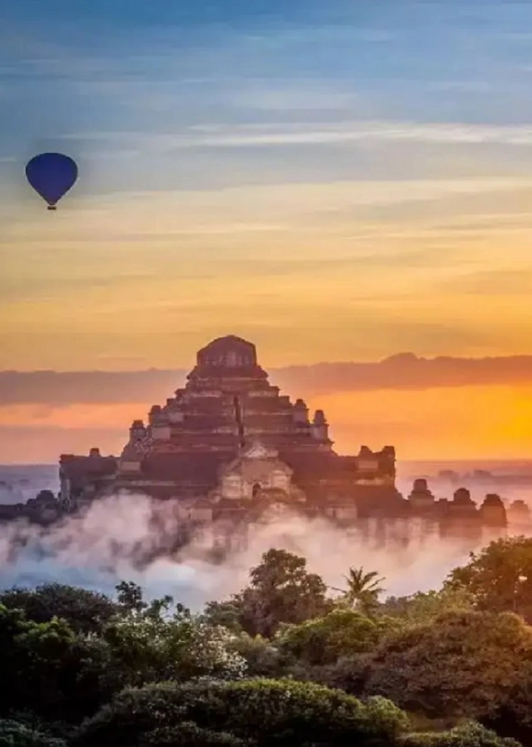 不可思议的旅程,看遍世间奇闻!海报