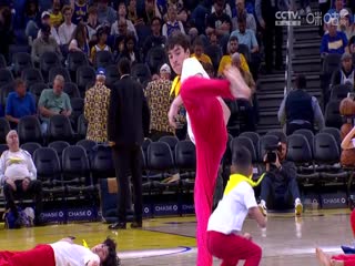 NBA常规赛 火箭VS勇士 20250407海报