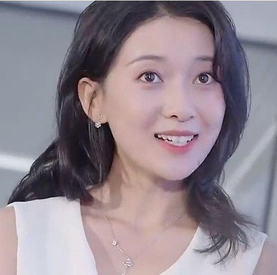 萌寶來襲之插翅難逃(2023)海報