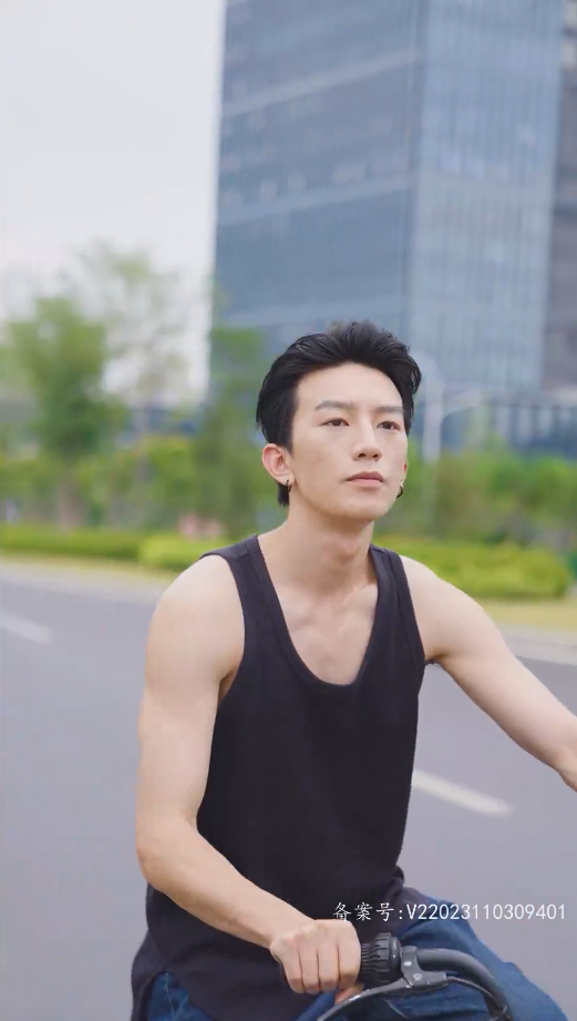 师弟不要啊(2024)海报